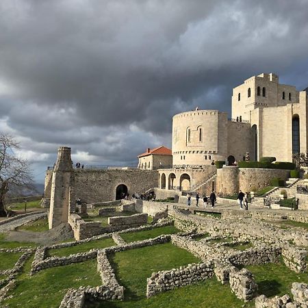 Villa Mefaja Krujë Dış mekan fotoğraf